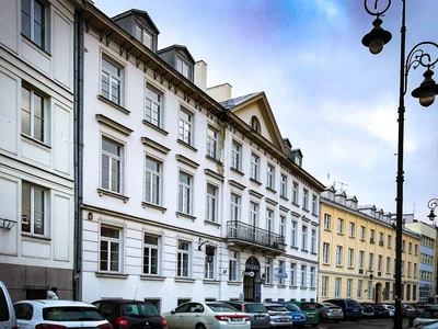 muzeum-domkow-lalek--gier-i-zabawek---fundacja-belle-poque