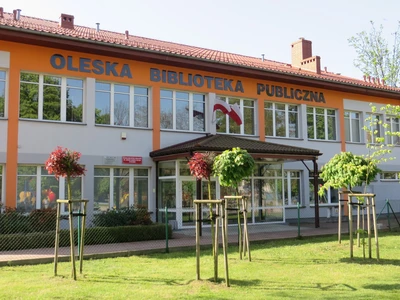 Oleska Biblioteka Publiczna im. Jakuba Alberta Pieloka