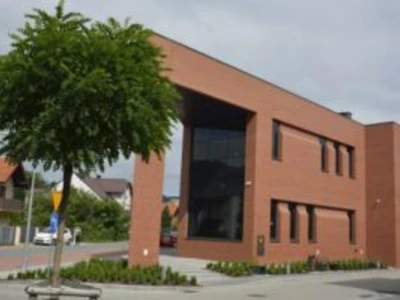 miejska-biblioteka-publiczna-w-myslenicach-im--ks--jana-kruczka