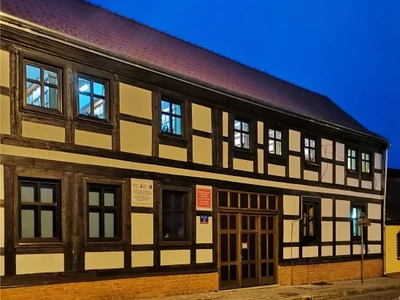 miejska-i-gminna-biblioteka-publiczna-im--agnieszki-osieckiej-w-lipianach