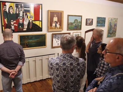 obrazy-na-przelom-wiekow--w-kregu-sztuki-naiwnej-i-art-brut-ze-zbiorow-muzeum-etnograficznego-w-toruniu-z-lat-1975-2025